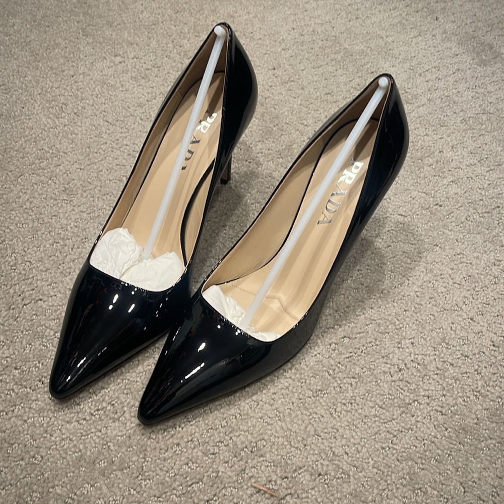 NWT Prada Heels